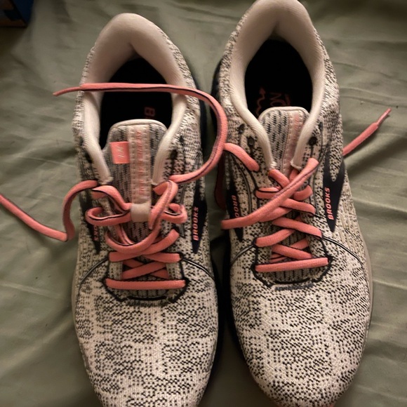 Brooks Women's Pink and Black Running Shoes - Picture 2 of 5